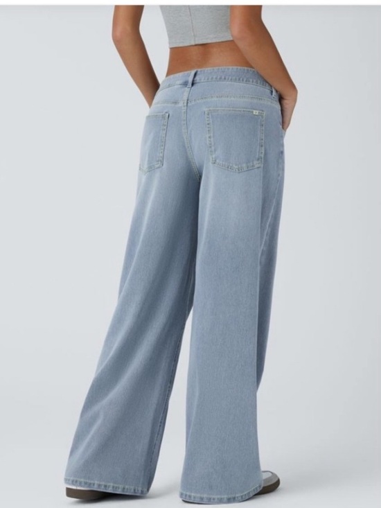 Halara Flex Asymmetric Low Rise Wide Leg Jeans Light Wash Blue Size Large. - Picture 2 of 12